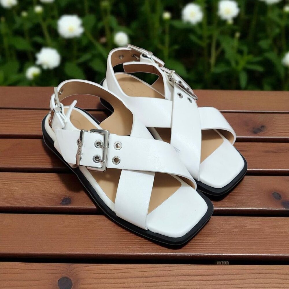 Ganni White Leather Criss Cross Sandals Square Toe Buckle Slingback Sz 40 / 10